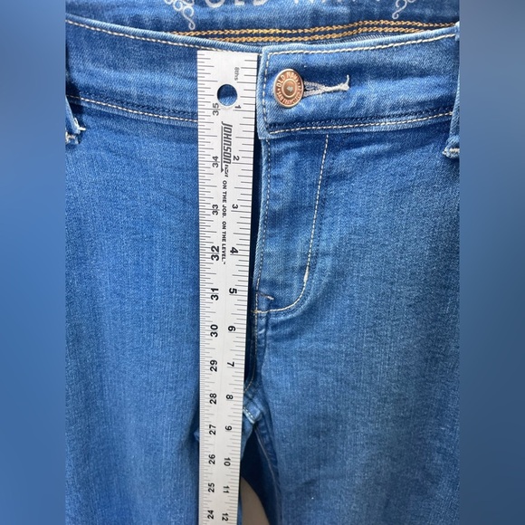 Old Navy Stretch Flare Leg Jeans Womens 16 Plus size Cute Denim Blue Pants 1907 - Picture 5 of 9